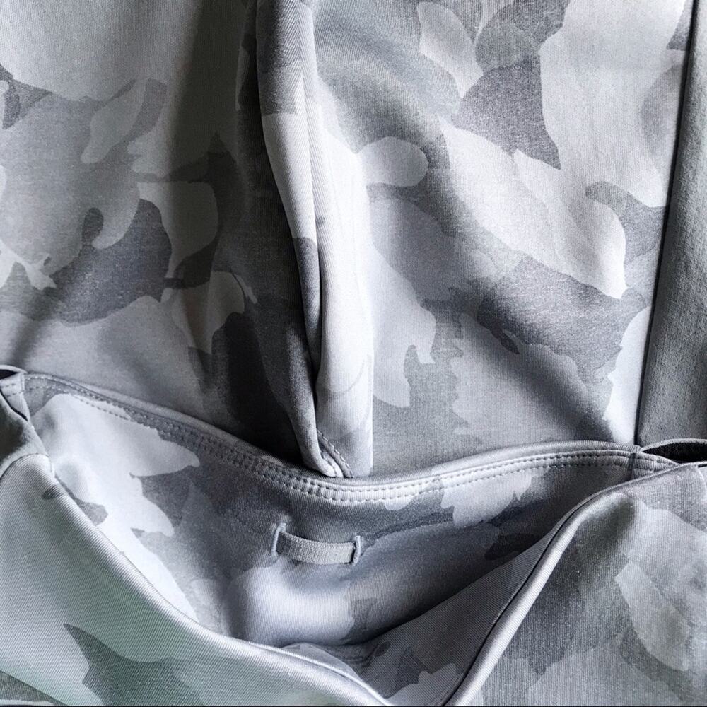 Athleta Essex Hybrid Camo Tights Size XXS High Rise Leggings Running Pockets Gym - Picture 9 of 11